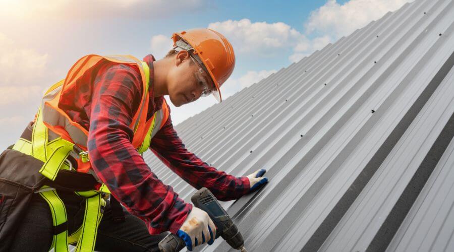 Professional Emergency Roof Repairs services in White Mountain, AK