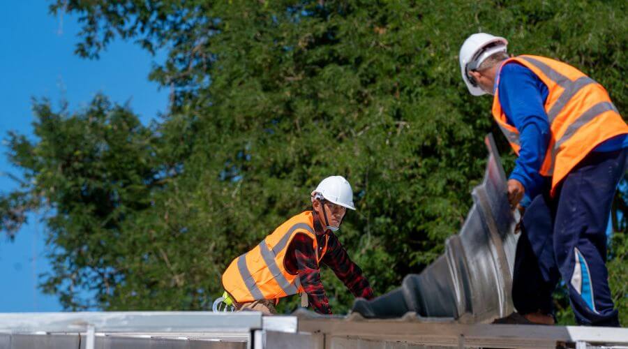 Expert Emergency Roof Repairs services in White Mountain, AK